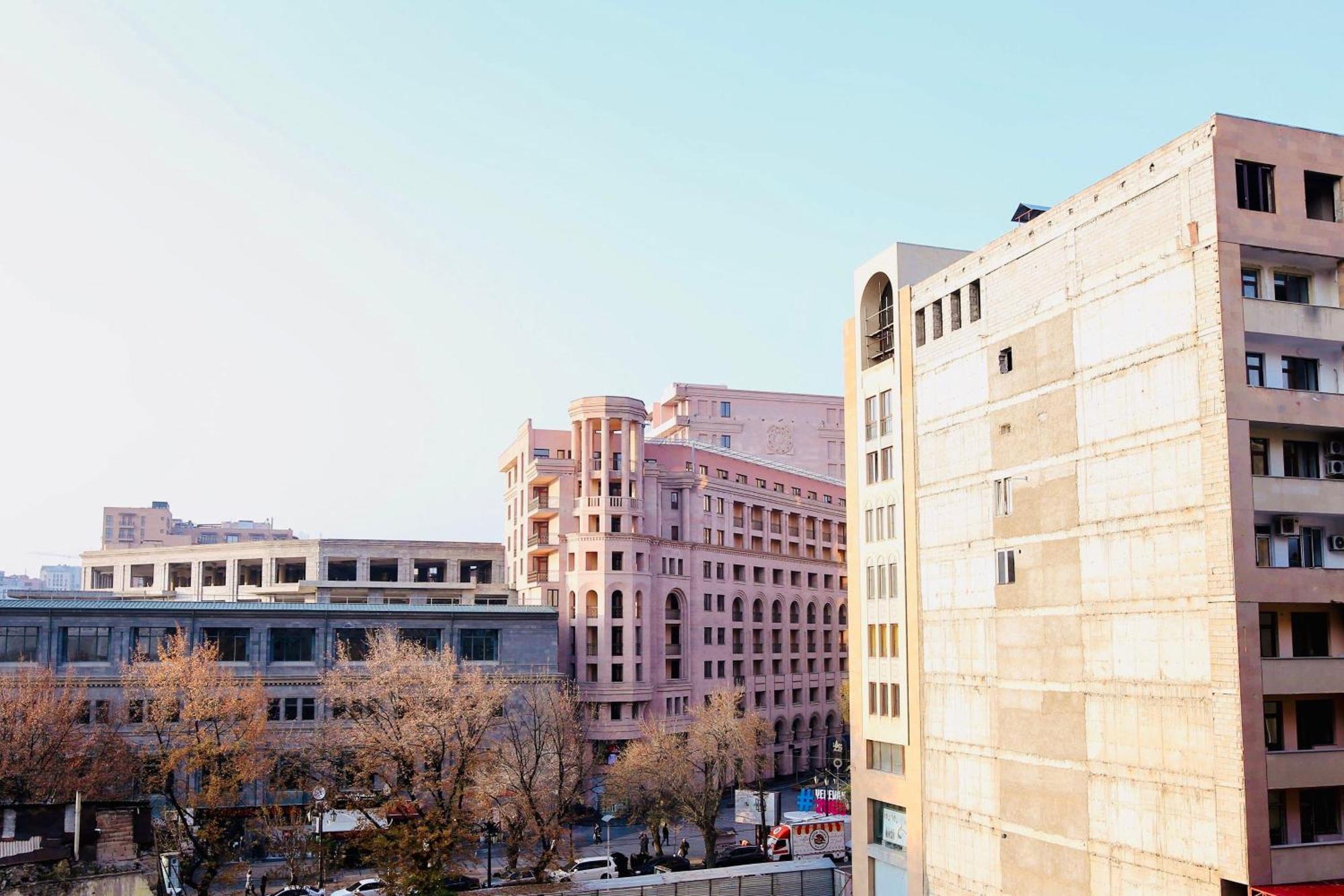 2 Bedrooms 2 Bathrooms Large And Lux Apartment Best Location 耶烈万 外观 照片